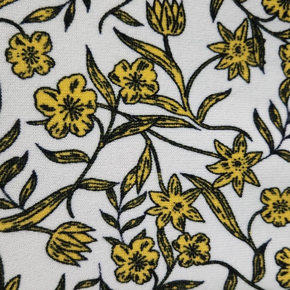 NWOT LuLaRoe Open Front Yellow Floral Cardingan/Kimona. Size Large. - Picture 4 of 7